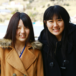 仙台市太白区郡山 石井日香里さん(18) 仙台市太白区西中田 稲垣綾萌さん(18)